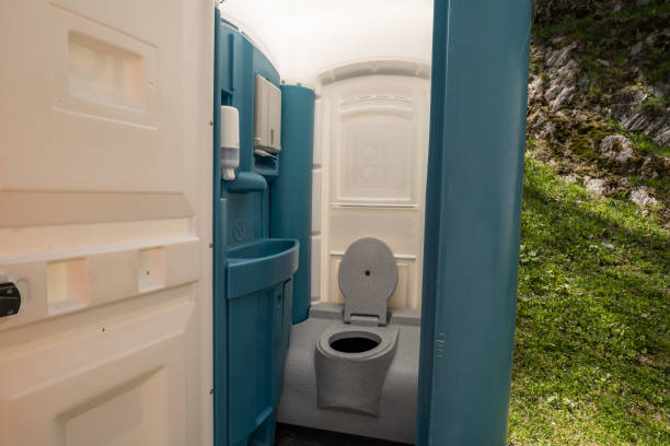 Best Affordable portable toilet rental  in Elizabeth, NJ