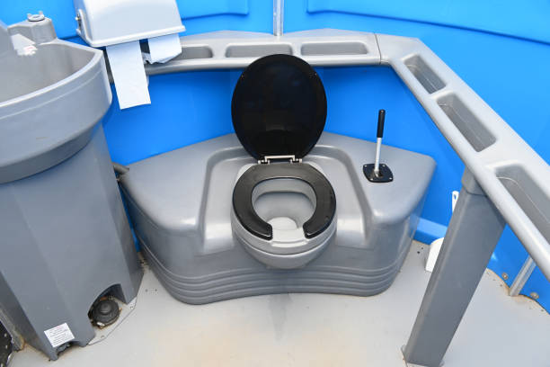 Best Luxury portable toilet rental  in Elizabeth, NJ