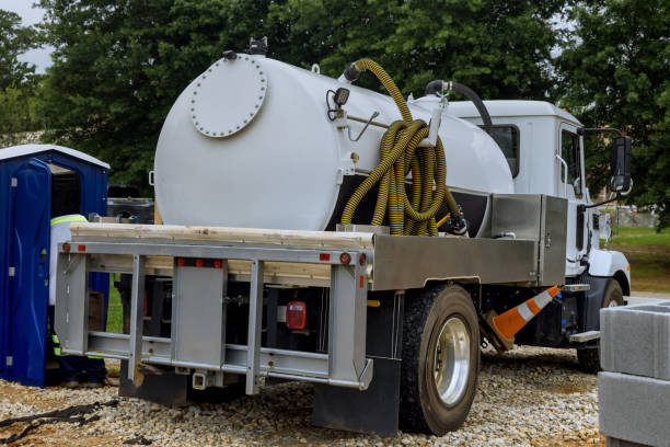 Best Porta potty delivery and setup  in Elizabeth, NJ